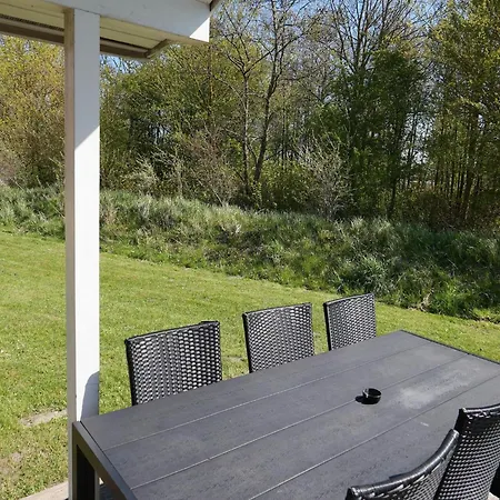 Ferienresort-lodge In *